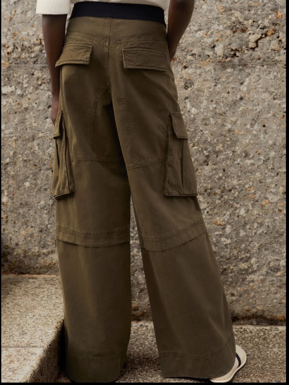New ME+EM Wide-Leg Cargo Trouser Elastic Waist Pants NWT Spring Olive Size 2 - Picture 3 of 16